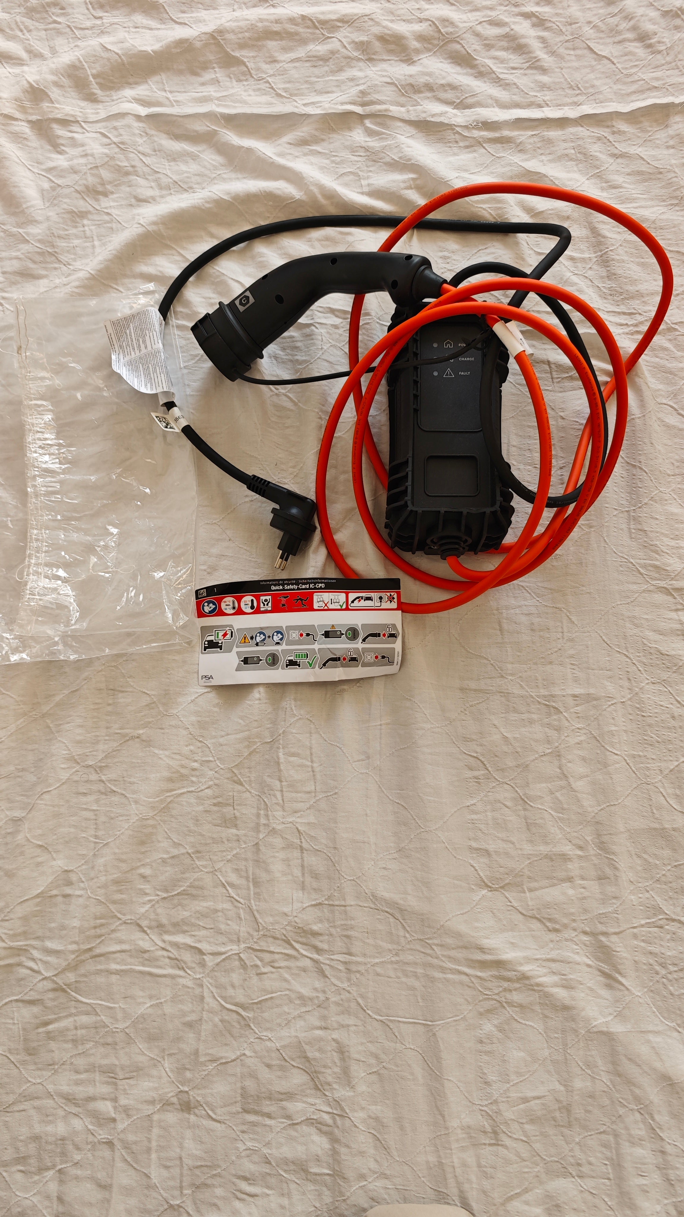 Aptiv Portable EV Charger(Type2/5m/Swiss Plug)