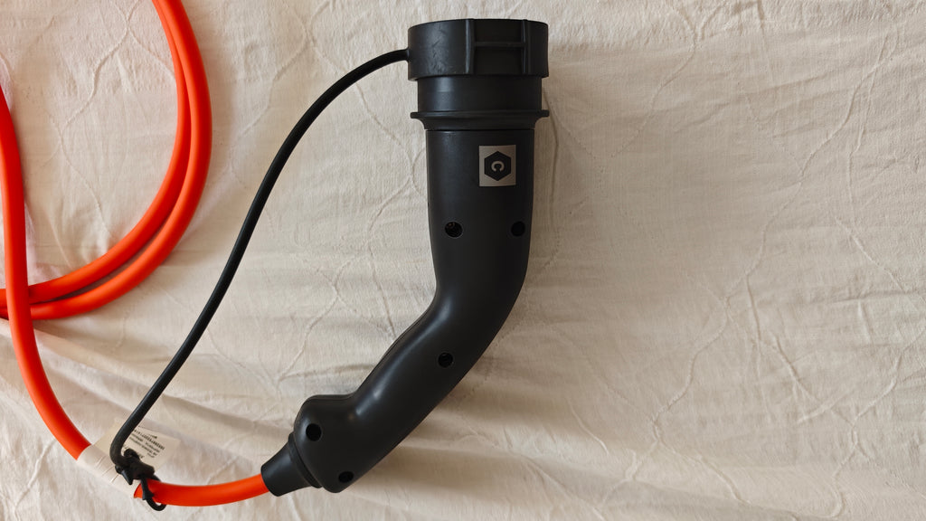 Aptiv Portable EV Charger(Type2/5m/Swiss Plug)