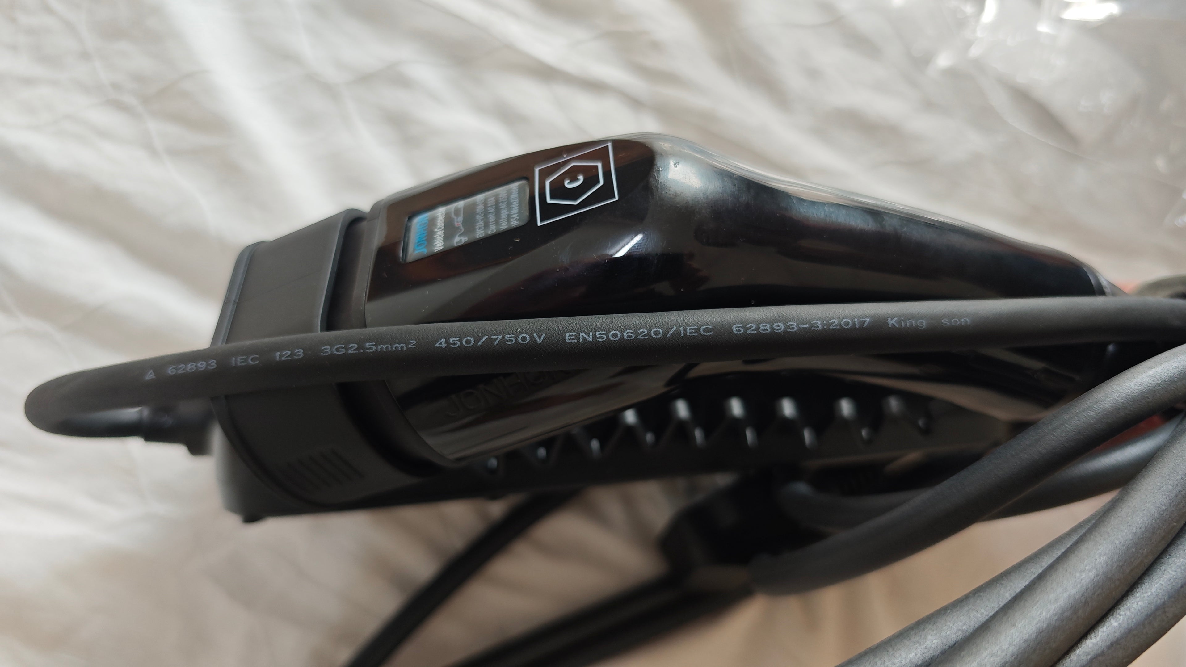 BYD/Denza  EV Portable Charger(Type2 UK plug 5m)